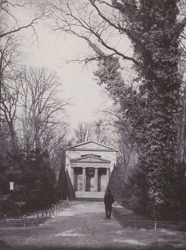 Charlottenburg, Mauzóleum, külső (f/w fotó) alkotó: Photographer German