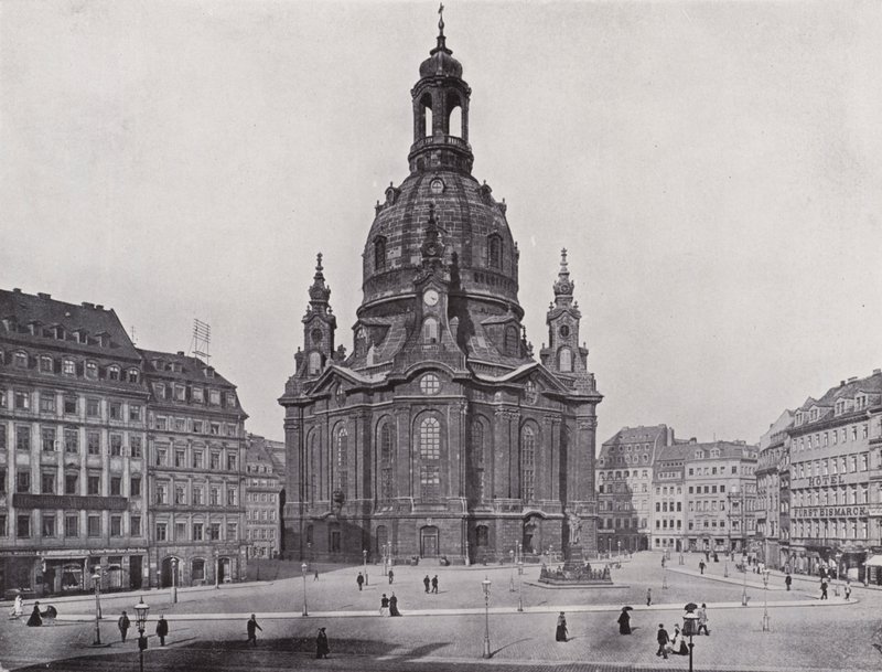 Frauenkirche (f/w fotó) alkotó: Photographer German