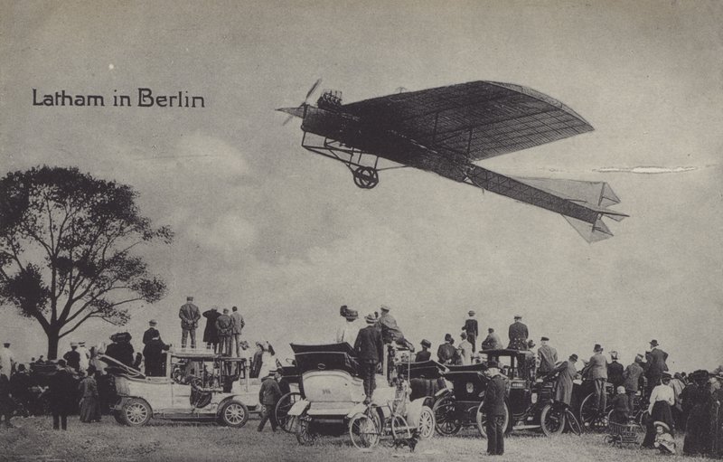 Hubert Latham francia repülős Berlinben (f/w fotó) alkotó: Photographer German