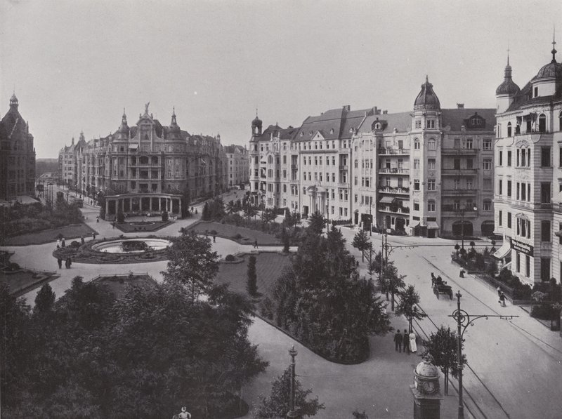 Viktoria Luise-Platz (f/w fotó) alkotó: Photographer German