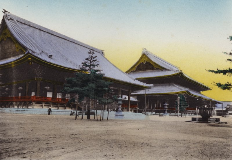 Japán, 1912 körül: Higashi Honganji templom, Kiotó; Ez a legnagyobb és legköltségesebb templom Japánban (fotó) alkotó: Photographer Japanese