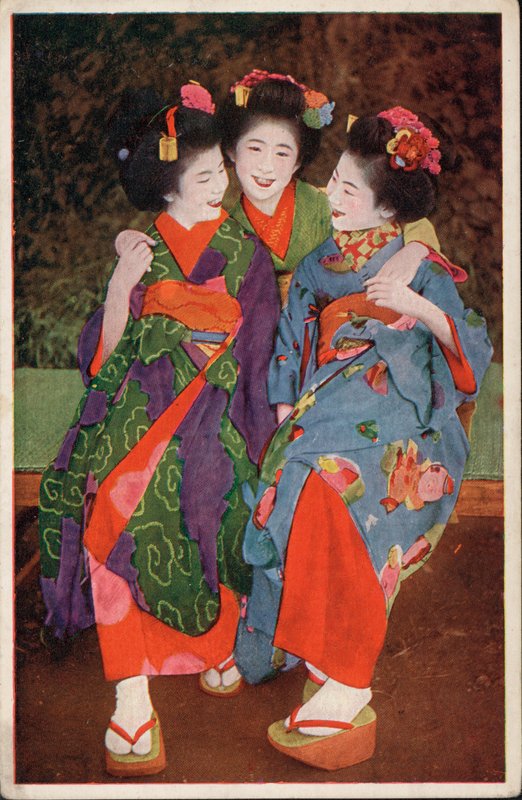 Három fiatal japán nő népviseletben (fotó) alkotó: Photographer Japanese