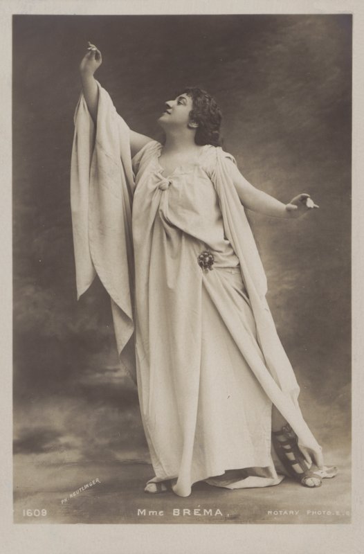 Marie Bremen angol mezzoszoprán énekesnő alkotó: Reutlinger Studio