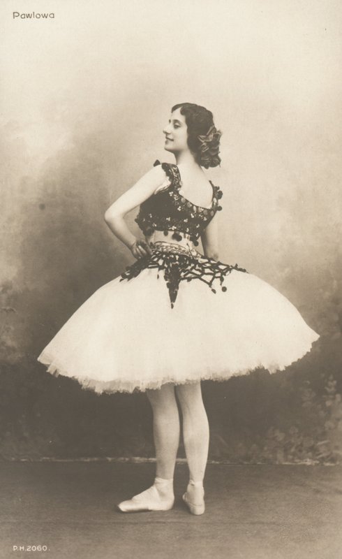 Anna Pavlova alkotó: Russian Photographer