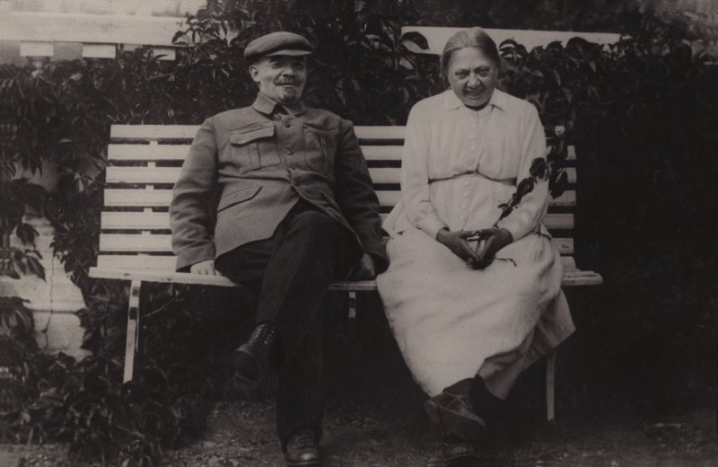 Vlagyimir Lenin alkotó: Russian Photographer
