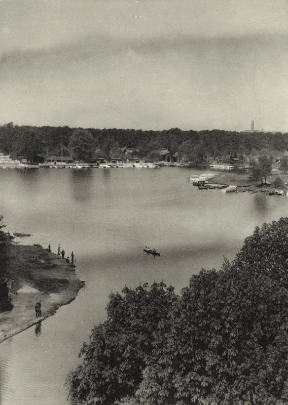 Stossensee (fekete-fehér fotó) alkotó: Sasha Stone