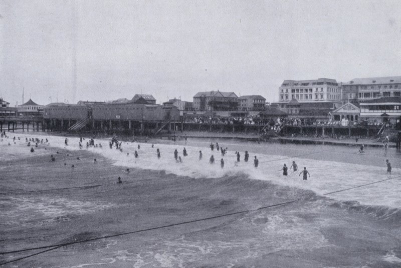 Ocean Beach, Durban (f/w fotó) alkotó: South African Photographer