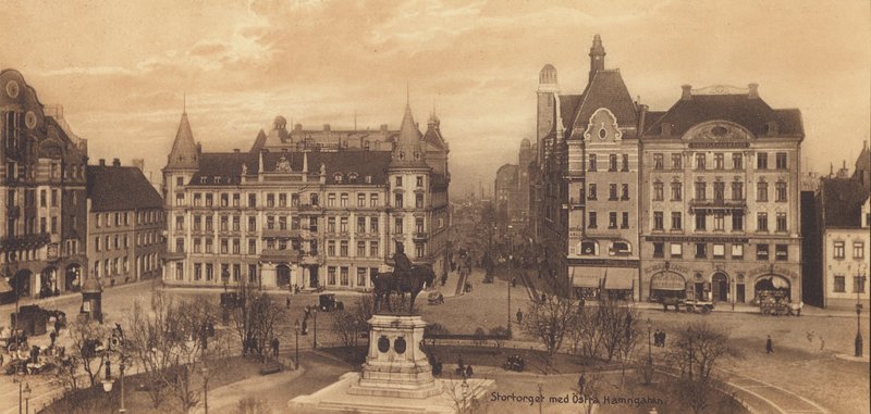 Malmö: Stortorget az Ostra Hamngatannal (fekete-fehér fotó) alkotó: Swedish Photographer
