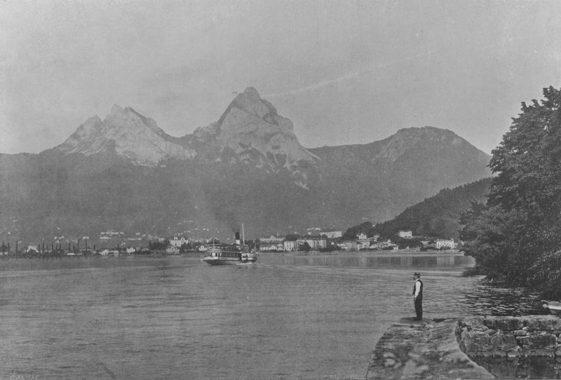 Brunnen et les Mythen, Lac des IV Cantons (f/w fotó) alkotó: Swiss Photographer