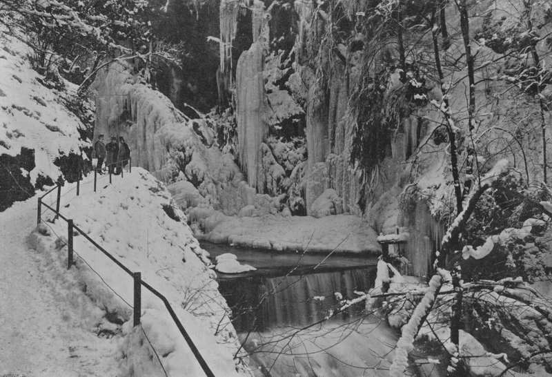 Gorges du Taubenloch, pres Bienne (f/w fotó) alkotó: Swiss Photographer