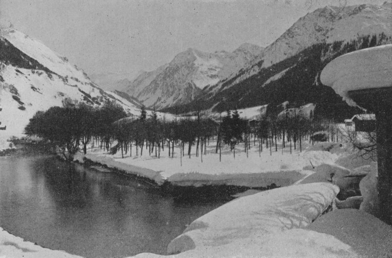 Téli táj Klostersben, Graubünden (f/w fotó) alkotó: Swiss Photographer