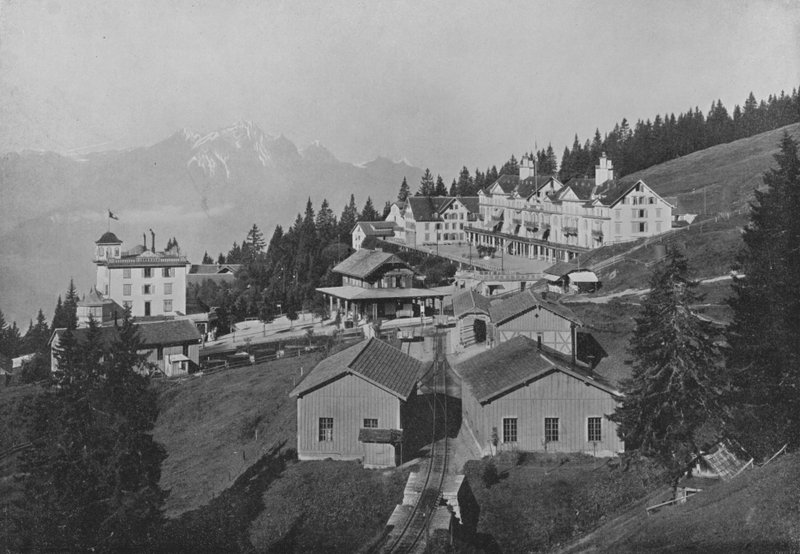 RegicledPd (B/F fotó) alkotó: Swiss Photographer