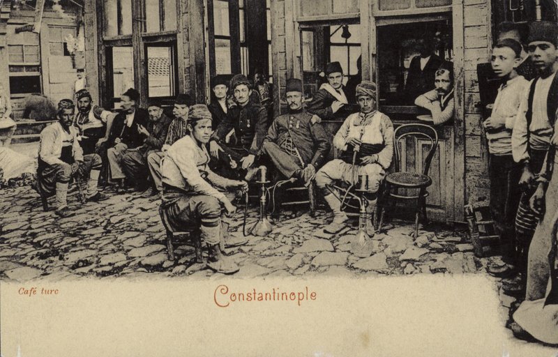 Török kávéház, Konstantinápoly, 1898 alkotó: Turkish Photographer