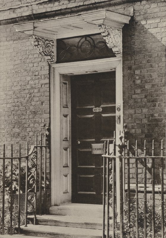 Doorway, Rye, Sussex (f/w fotó) alkotó: William Galsworthy Davie