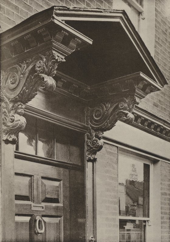Doorway, Uxbridge, Middlesex (f/w fotó) alkotó: William Galsworthy Davie