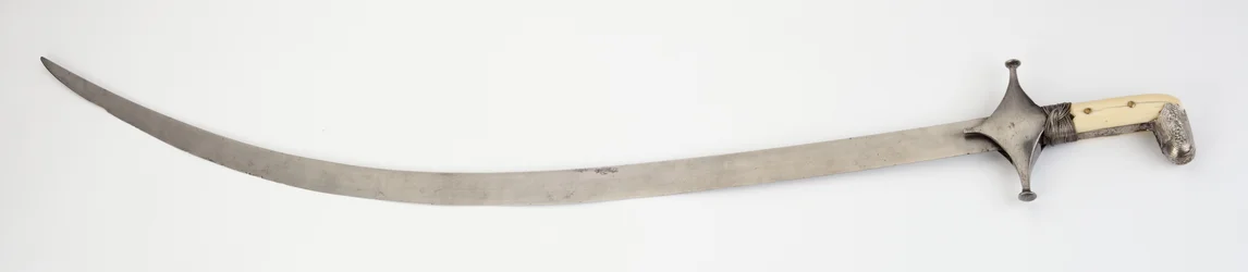 Shamshir, szablya (wootz acél, vas, elefántcsont, ezüst, sárgaréz és ragasztó)