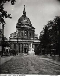 A Sorbonne-templom, amelyet Jacques Lemercier (kb. 1585-1654) épített 1635-53-ban