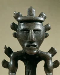 Őstörténet: Galic Tresor bronz harcos figurája (Kostroma, Oroszország). Kr.e. 1500. Bronzkor. Moszkva, Állami Történeti Múzeum