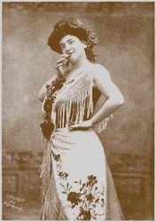 Emma Calvé mint Carmen