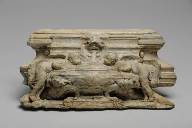 A Sam Wilson Chimneypiece 9 makette egyike, 1908-1914