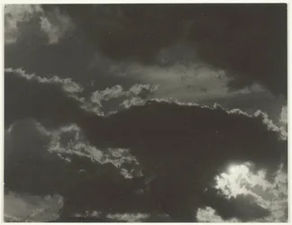 Egyenértékű, 1927.