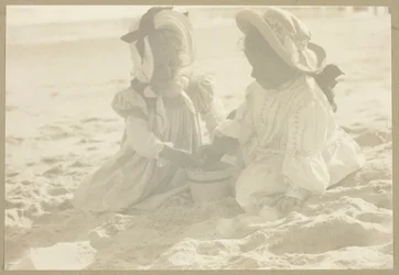 Fiola Flannery, Kitty Stieglitz, 1902.