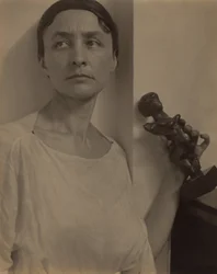 Georgia O’Keeffe és a Matisse-szobor
