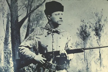 Theodore Roosevelt vadászöltözetben, kb. 1885