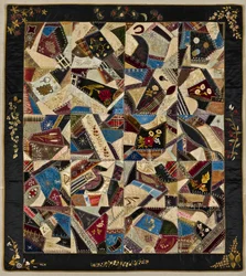 Crazy Quilt, 1875-1900 körül (selyem, brokát és bársony)