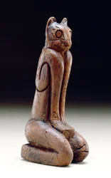 Macskafigura, Calusa (fa)