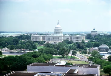 Kilátás az Egyesült Államok Capitoliumára és a National Mall-ra