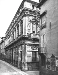 Porto-Barbaano palota, 1570-75 körül épült