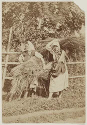 Orosz parasztasszonyok, 1855 körül (sózott papírnyomat viaszpapírnegatívról)