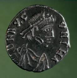 Ezüst tagadó a vandálok királyának, Gunthamundnak (484-496) képmásával.