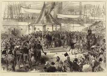 A walesi herceg hazaérkezett Portsmouthban