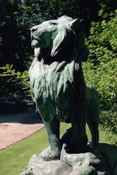 Núbiai oroszlán és zsákmánya, 1870 (bronz) (lásd még: 252665 és 252666)