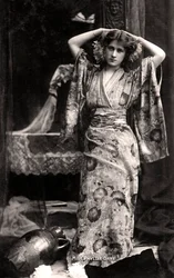 Phyllis Dare 1890-1975, angol színésznő, 1906.