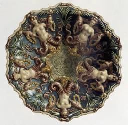 Plat aux szirénák – C. Delange és C. Borneman „” Bernard Palissy munkája” című részben, szerk. Delange, Párizs