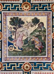 A Piccolomini Könyvtár, a mennyezet: „Proserpina megerőszakolása”, Bernardino di Betto, Pinturicchio néven ismert freskója. A panelen a Plútó elrohan a szekerén, Proserpine a karjaiban vergődik, az istennő egyik társa pedig megfenyegeti Plútót