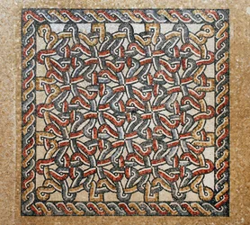 Mozaikpadló a bema területről a korai bizánci templomban Shilohban, Ciszjordániában, i.sz. 380-420 (mozaik)