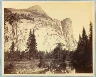 Royal Arches, Washington-oszlop, North Dome