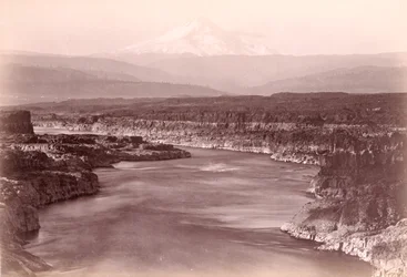 [A Mount Hood The Dallesből, Oregon]