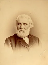 Ivan Szergejevics Turgenyev (Szerguejevics Tourgueniev) (1818-1883) szerző portréja. Albumin Fotó: Charles (Karl) Bergamasco (1830-1896)
