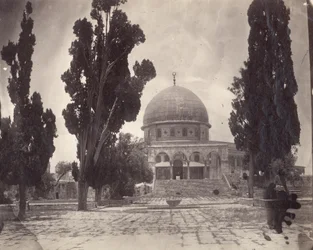 A Sziklakupola a jeruzsálemi Haram al Sharifon, dél felől, 1870