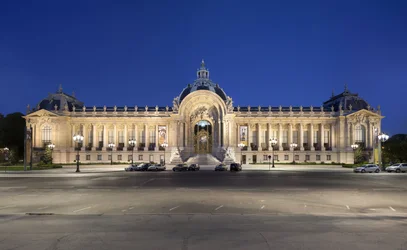 A párizsi Petit Palais homlokzata (fotó)