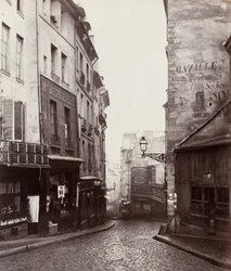 Rue de la Montagne-Sainte-Geneviève a Rue LaPlace kereszteződésének közelében (Rue de la Montagne-Sainte-Geneviève prés de carrefour de la rue LaPlace)