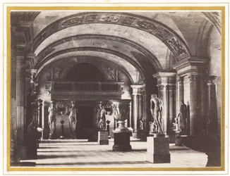 Kariatidák szobája, a Louvre Múzeumban