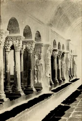 A saint-trophime-i kolostor belseje, Arles