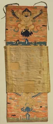 Vadzsrapani Garudával hímzett hegy