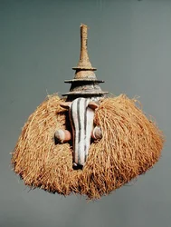Zoomorf maszk (fa és rost) (lásd még: 181650, 181651)